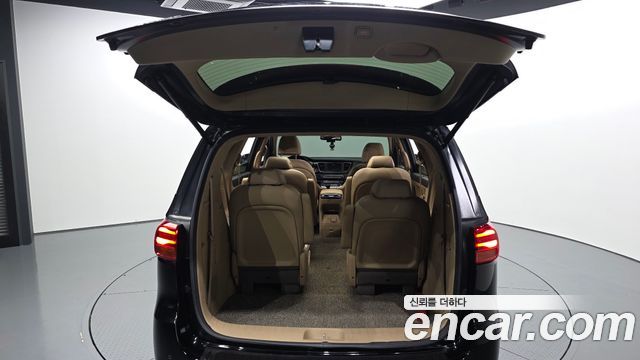 Kia Canival 2019 — photo 33