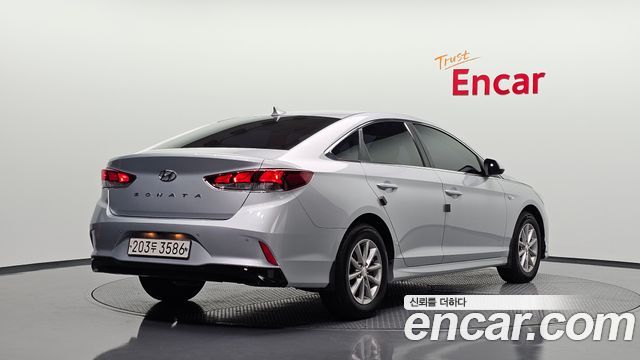 Hyundai Sonata 2018 — photo 2