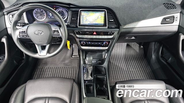 Hyundai Sonata 2018 — photo 10