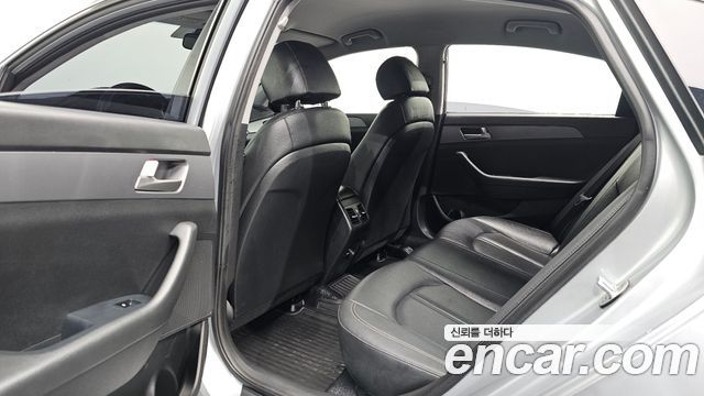 Hyundai Sonata 2018 — photo 18