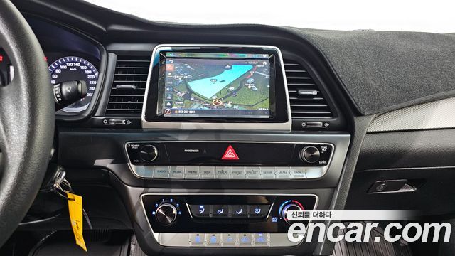 Hyundai Sonata 2018 — photo 20