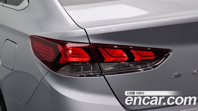 Hyundai Sonata 2018 — photo 9