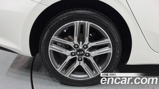 Kia K3 2021 — photo 5