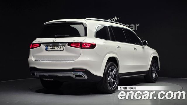 Mercedes-Benz GLS-Class 2022 — photo 2
