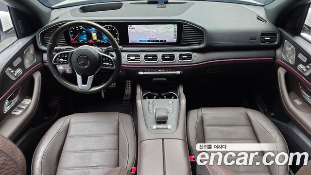 Mercedes-Benz GLS-Class 2022 — photo 10