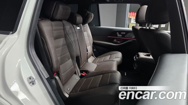 Mercedes-Benz GLS-Class 2022 — photo 18