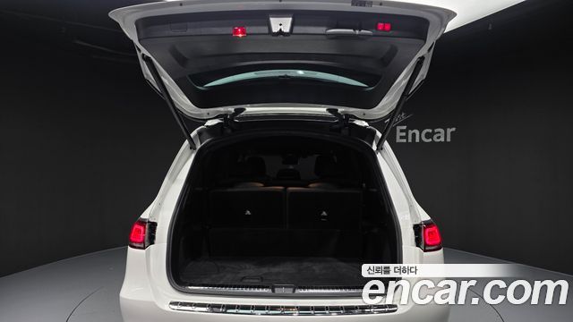 Mercedes-Benz GLS-Class 2022 — photo 26