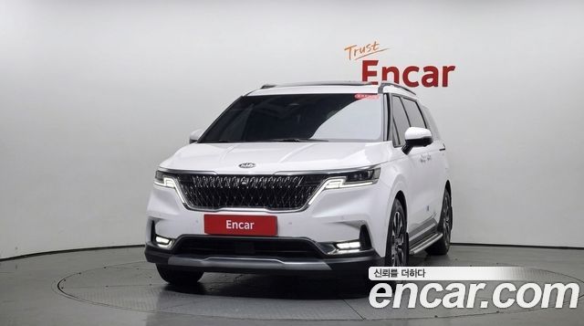 Kia Canival 2021 — photo 3
