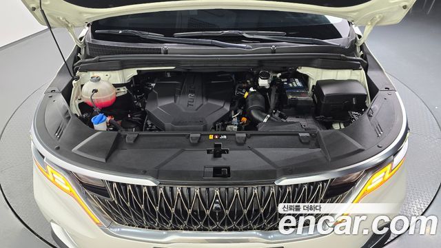 Kia Canival 2021 — photo 6