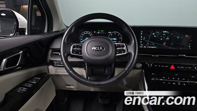 Kia Canival 2021 — photo 18