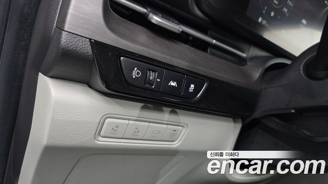 Kia Canival 2021 — photo 27