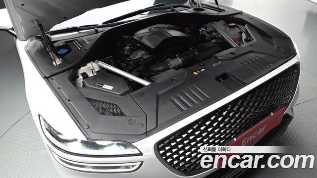 Genesis GV70 2023 — photo 6