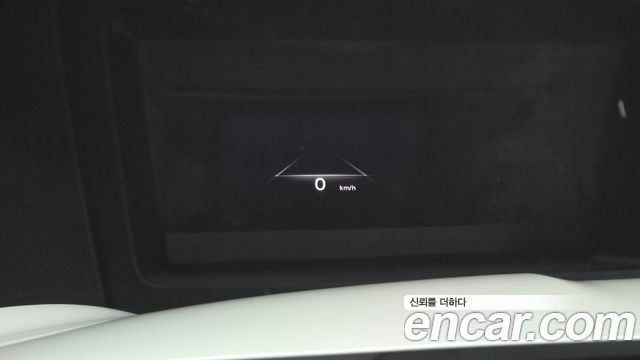 Genesis GV70 2023 — photo 19