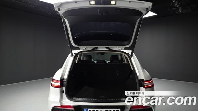 Genesis GV70 2023 — photo 20