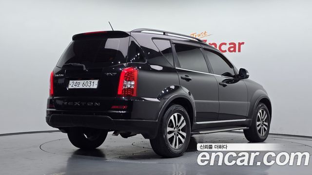 KG Mobility Rexton 2013 — photo 2
