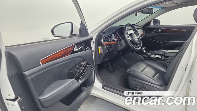 Kia K7 2016 — photo 13