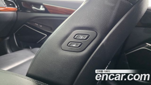 Kia K7 2016 — photo 24