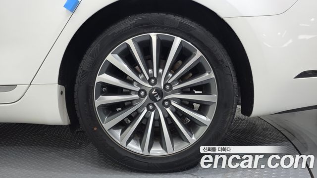 Kia K7 2016 — photo 7