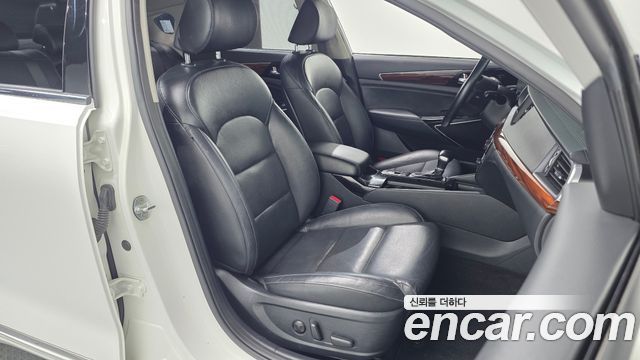 Kia K7 2016 — photo 16