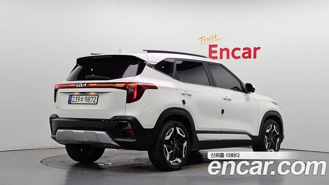 Kia Seltos 2023 — photo 2