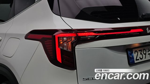 Kia Seltos 2023 — photo 9