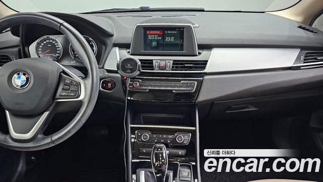 BMW 2-Series 2020 — photo 19