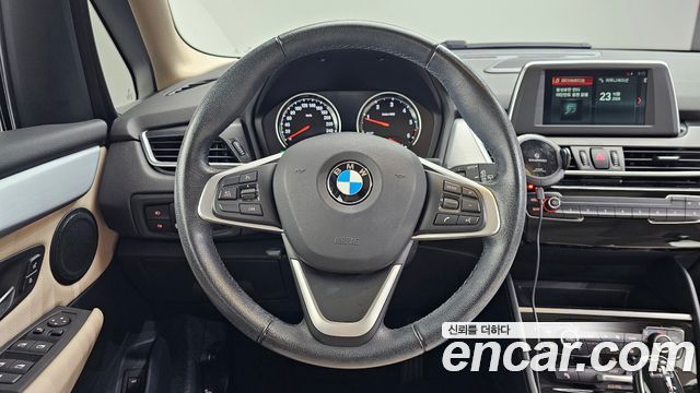 BMW 2-Series 2020 — photo 20