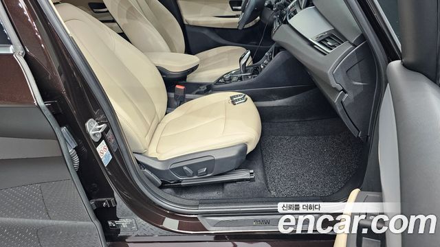 BMW 2-Series 2020 — photo 16