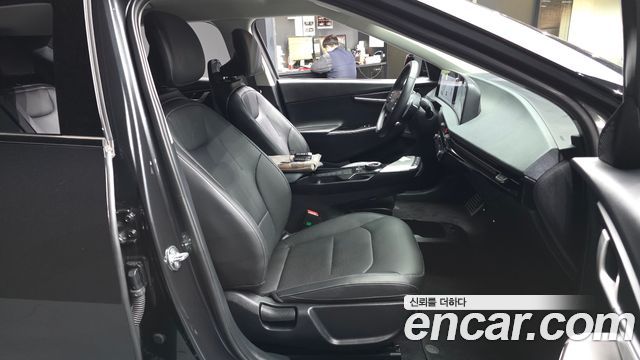 Kia EV6 2024 — photo 17
