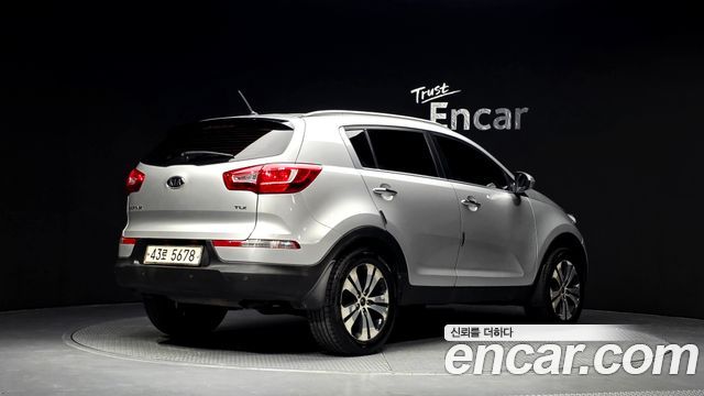 Kia Sportage 2011 — photo 2