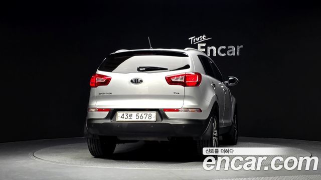Kia Sportage 2011 — photo 4