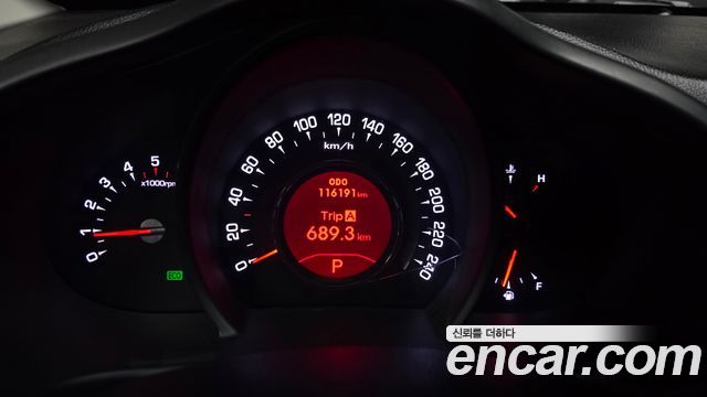 Kia Sportage 2011 — photo 8