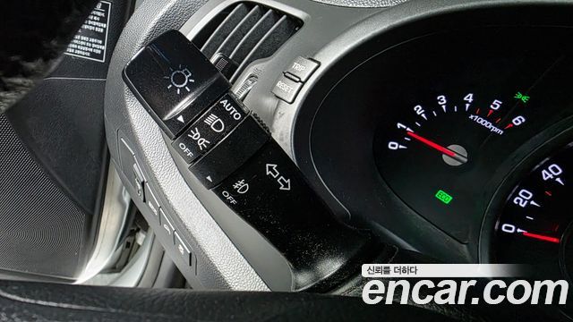 Kia Sportage 2011 — photo 18