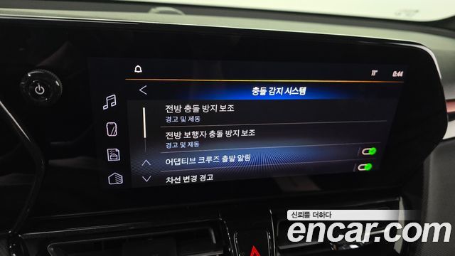 Chevrolet Korea Trailblazer 2024 — photo 17