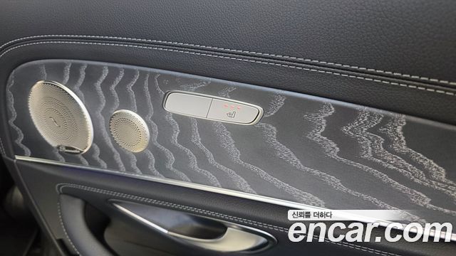 Mercedes-Benz E-Class 2021 — photo 24