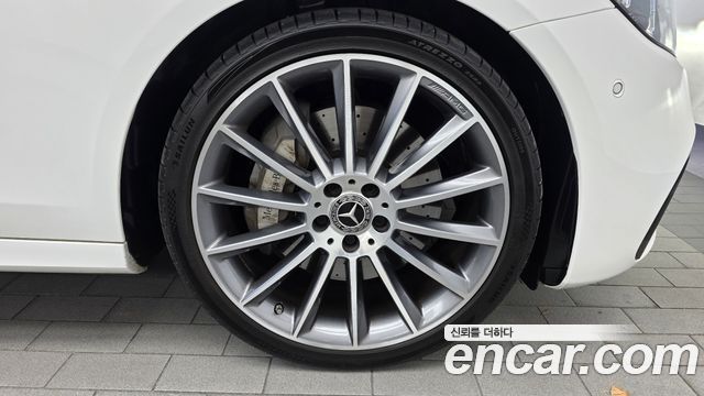 Mercedes-Benz E-Class 2021 — photo 7