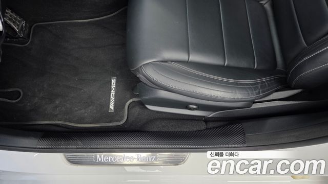Mercedes-Benz E-Class 2021 — photo 31