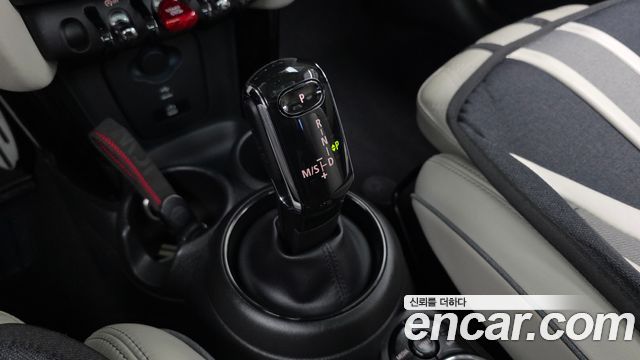 Mini Cooper 2020 — photo 12