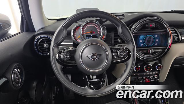 Mini Cooper 2020 — photo 19