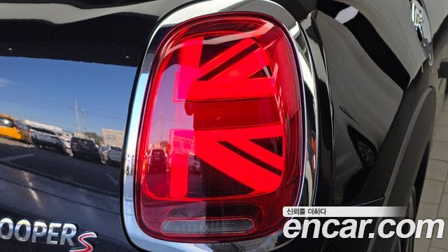 Mini Cooper 2020 — photo 9