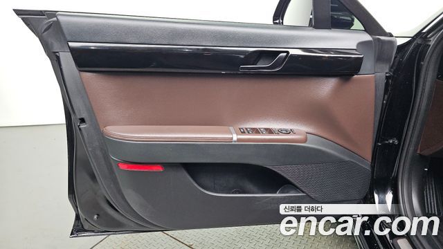 Hyundai Grandeur 2025 — photo 14