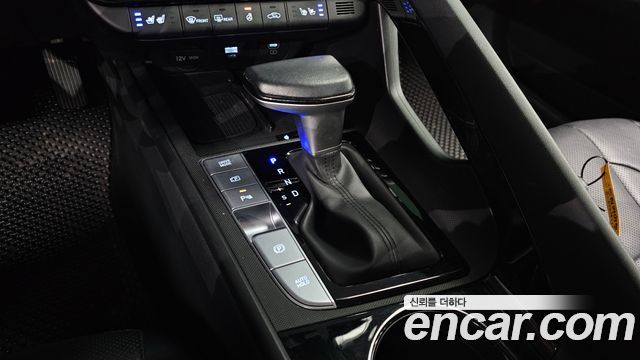 Hyundai AVANTE 2024 — photo 12