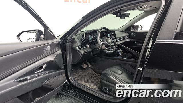 Hyundai AVANTE 2024 — photo 13