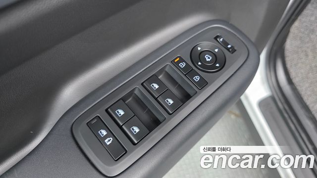 Hyundai Santafe 2024 — photo 16