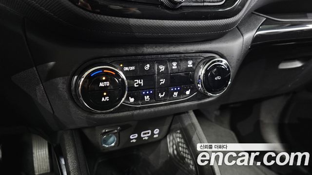 Chevrolet Korea Trailblazer 2022 — photo 24