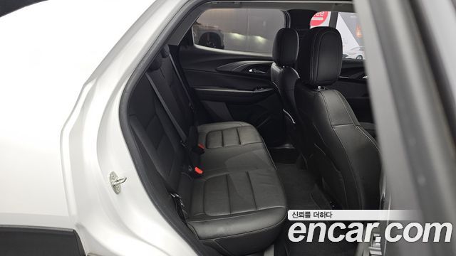 Chevrolet Korea Trailblazer 2022 — photo 16