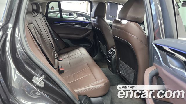 BMW X4 2020 — photo 17