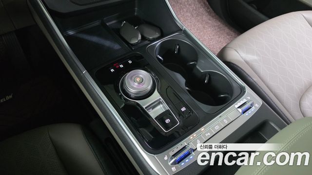 Kia Canival 2025 — photo 12