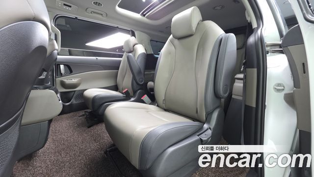 Kia Canival 2025 — photo 31