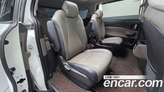 Kia Canival 2025 — photo 33
